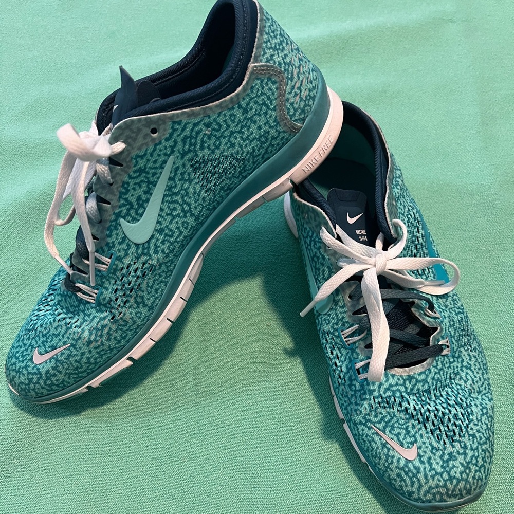 Teal print Nike free TR Fit 4 training shoe, women’s